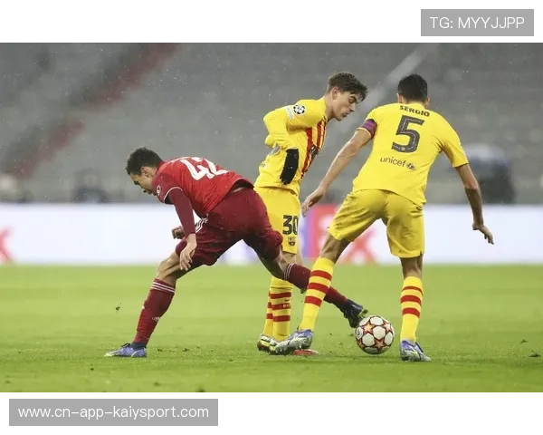 巴萨绝杀拜仁震撼全欧！西甲豪门再度崛起，引发全球球迷热议