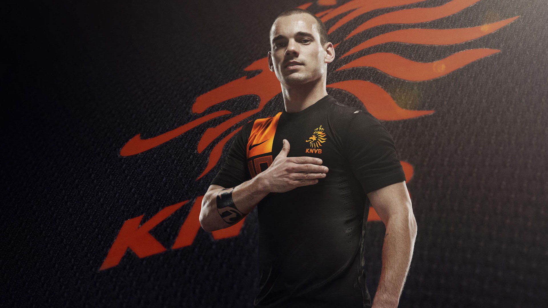 欧冠惨案发生!英超豪强杀疯了,怒轰4球,超级后卫长途奔袭破门